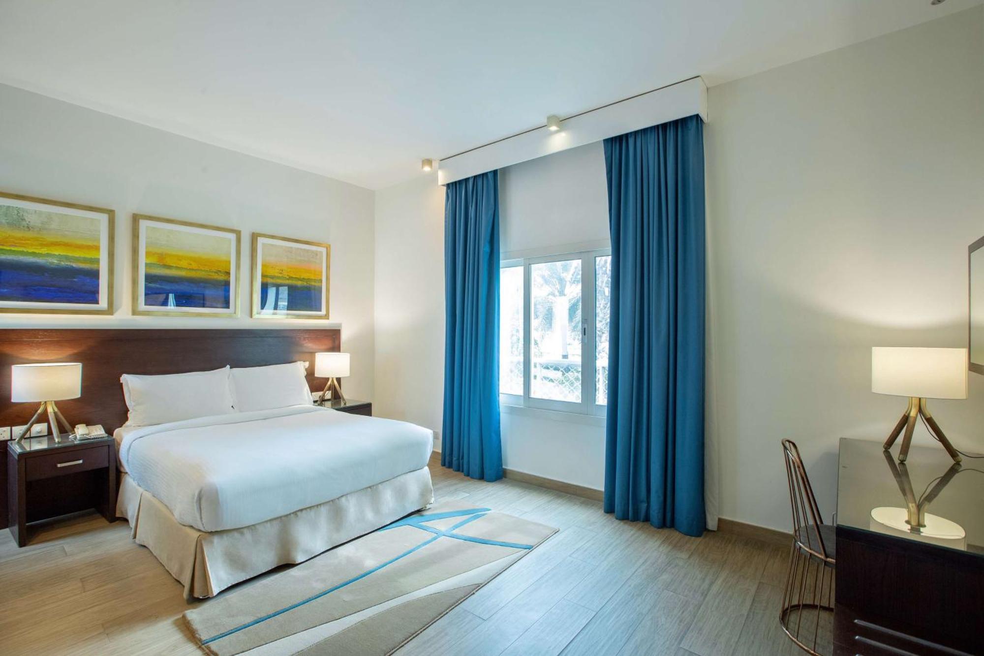 Radisson Blu Resort, ฟูไจราห์ ภายนอก รูปภาพ A bedroom at the hotel