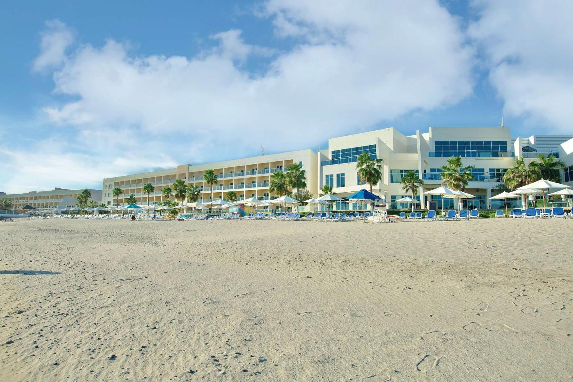 Radisson Blu Resort, ฟูไจราห์ ภายนอก รูปภาพ The Atlantis Paradise Island Resort